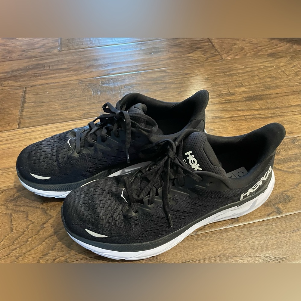 Hoka Clifton8, size 9.5B
